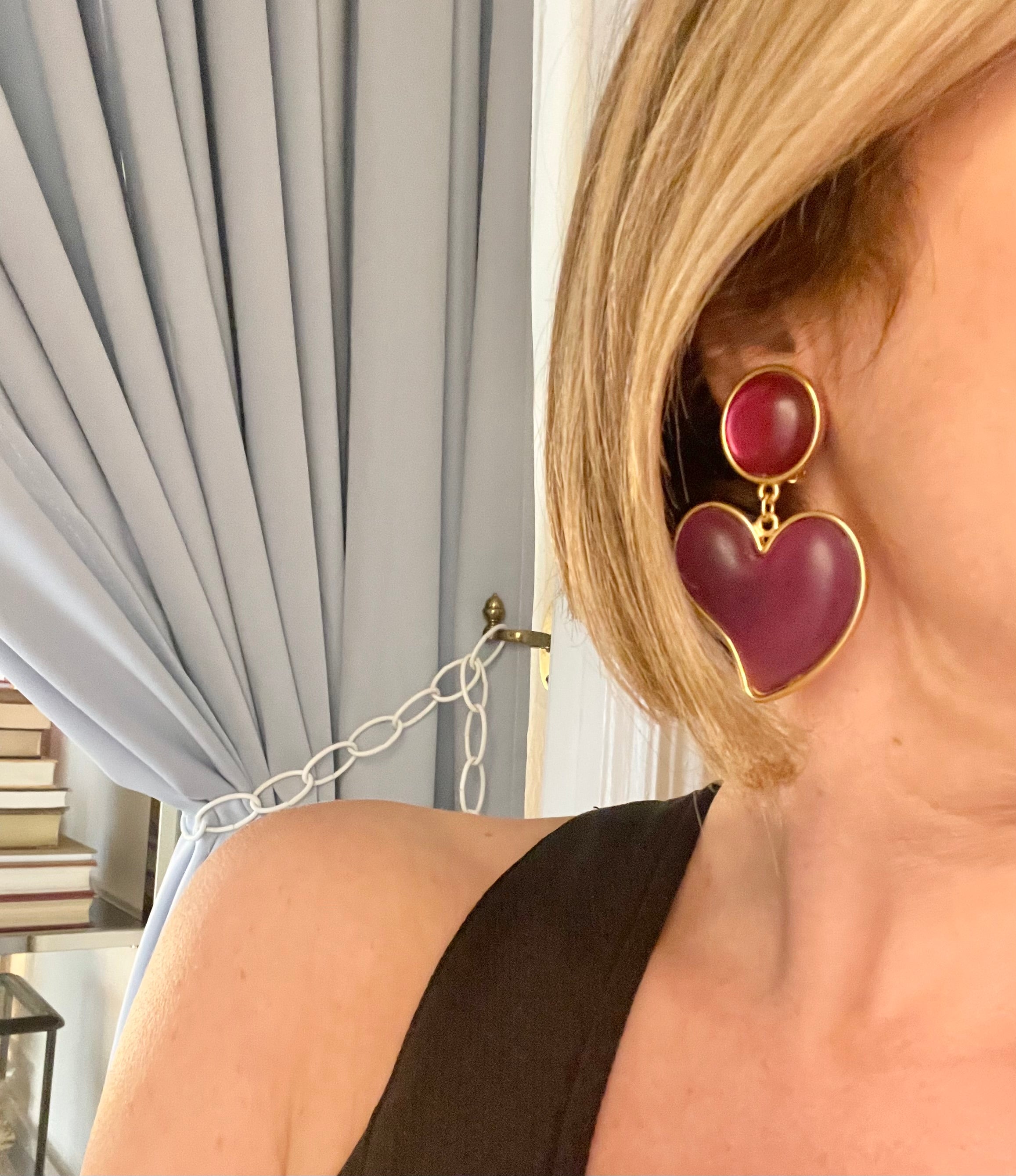 The Cheeky Mistress and her love of show stopper earrings!